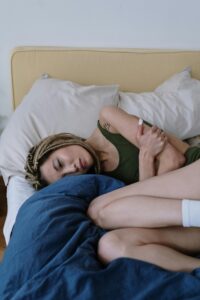 Derin Ven Trombozu (DVT) Nedir? Belirti ve Korunma